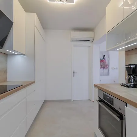Apartman Rusula Zára
