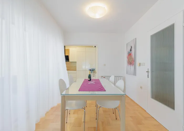 Apartment Rusula *